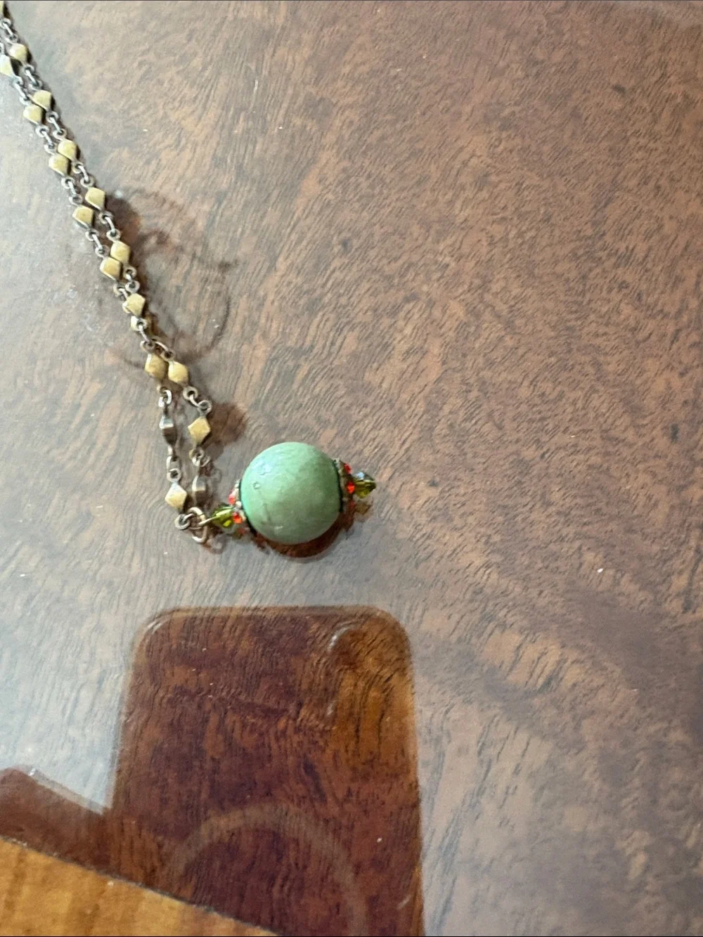 Vintage Green Bead Pendant Necklace - Women Jewelry